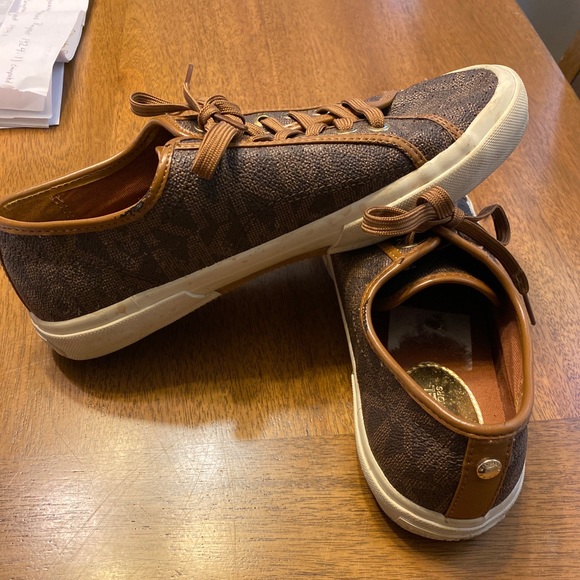 Michael kors shoes size 7 brown/gold - Picture 7 of 8